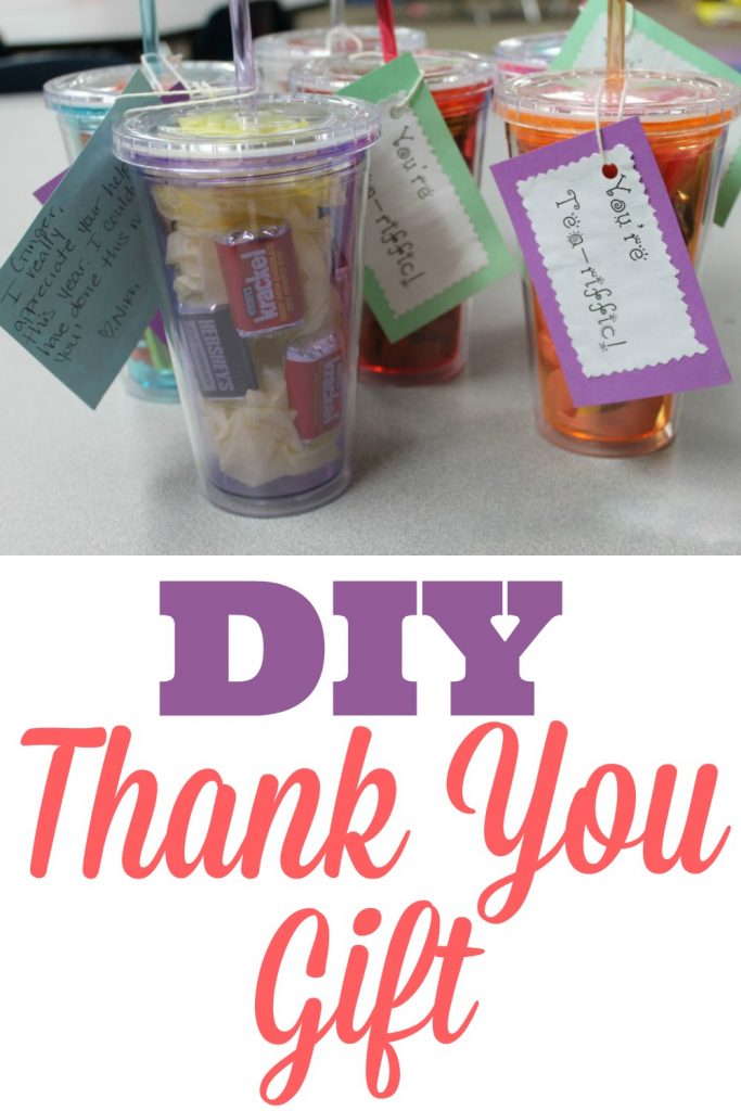 diy thank you gift for classroom volunteers with you're tea-riffic on the printable color or black and white gift tags